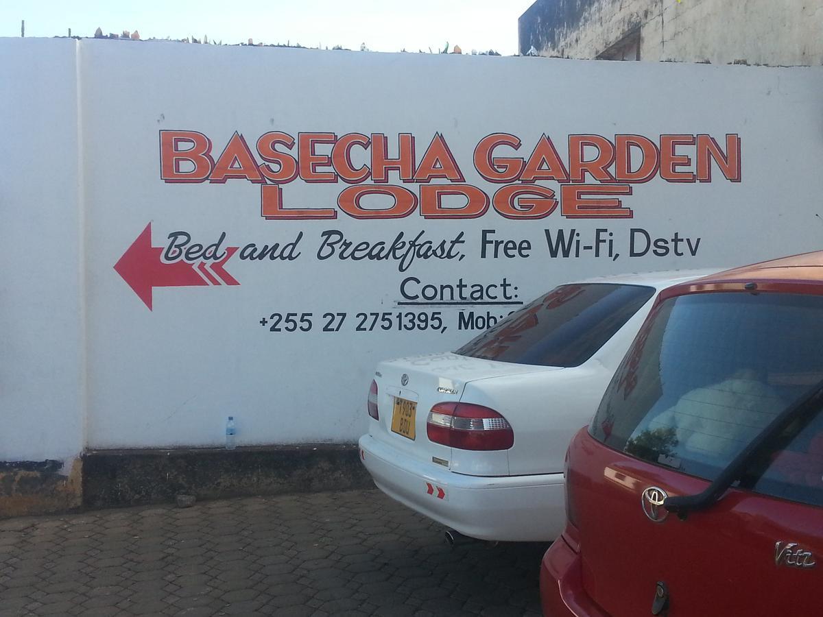 Basecha Garden Lodge Moshi Kültér fotó